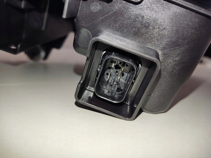 фото №12, Bmw x1 u11 2024 лампи передні