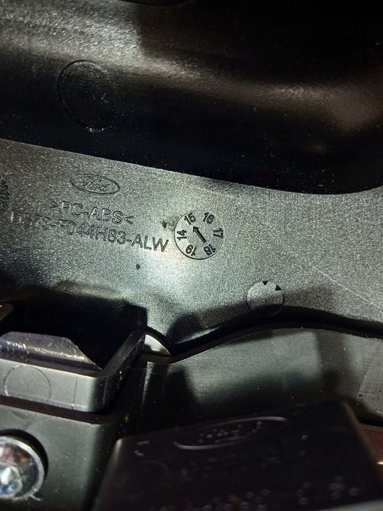 фото №10, Ford mondeo mk5 dekor рамка тримач na чашки тунелю