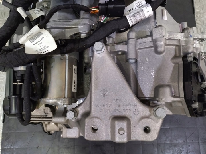 фото №11, Двигун dfya dfy 1.5 tsi 110kw 150km опис : тільки 11km vw golf viii 2020+