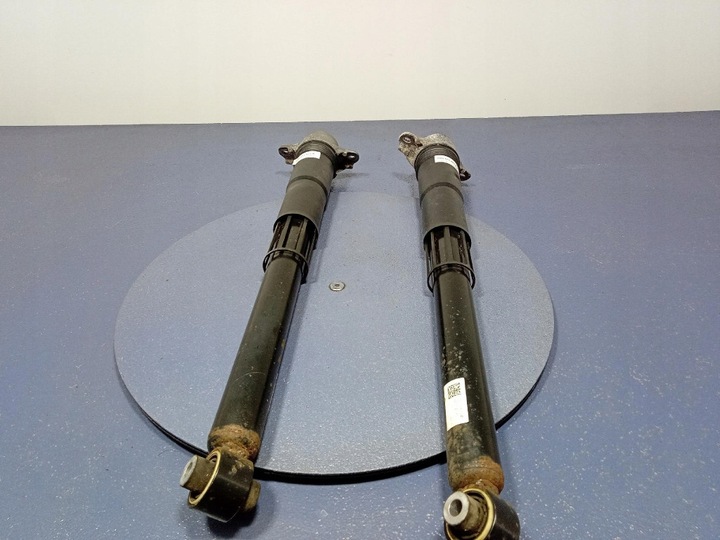 фото №1, Vw golf vii универсал амортизаторы зад задние 2 szt 5q0512011pc