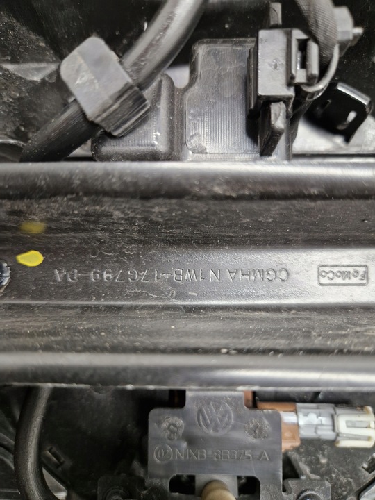 фото №14, Решітка радіатор решітка радіатора перед vw amarok ii 2hj камера