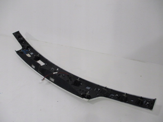 фото №12, Jeep grand cherokee iv wk2 рестайлинг накладка крышки задней багажника камера