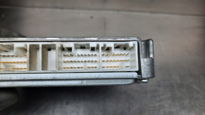 фото №5, Компьютер двигателя toyota avensis t25 04r 2.0d 89661-44360