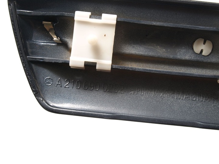 фото №5, Планка крила права mercedes w210 a2106900282