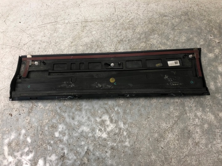 фото №3, Планка дверь правые зад audi q2 81a853970b