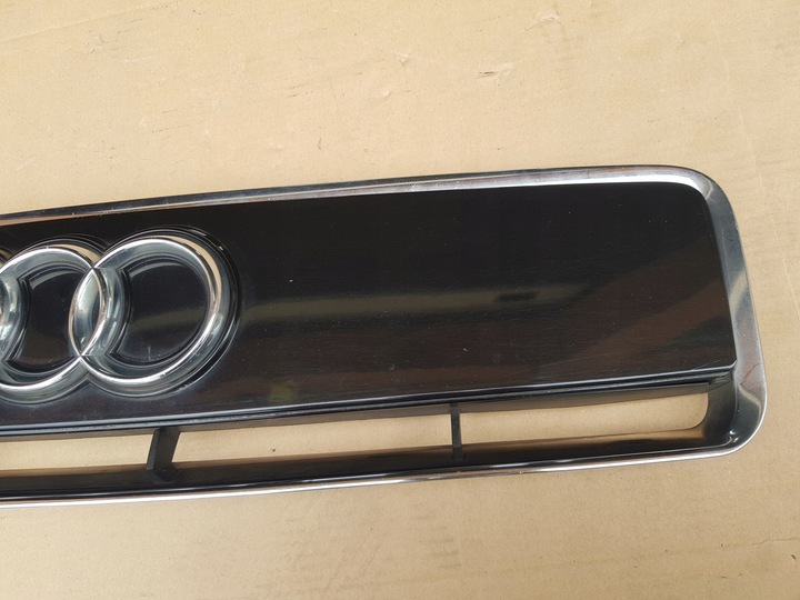 фото №7, Решётка решётка радиатора перед / audi a2 99-03 / дорестайлинг / красивая / комплектная