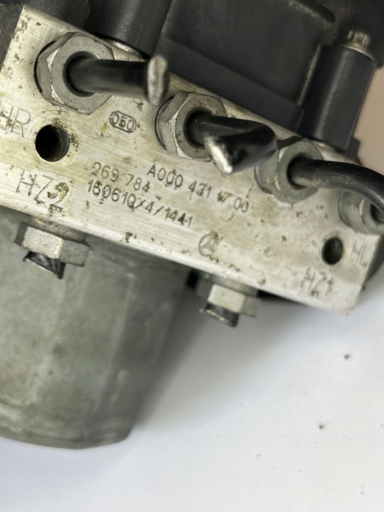 фото №6, Блок керування abs mercedes gla w156 a0004311700 regał 1005