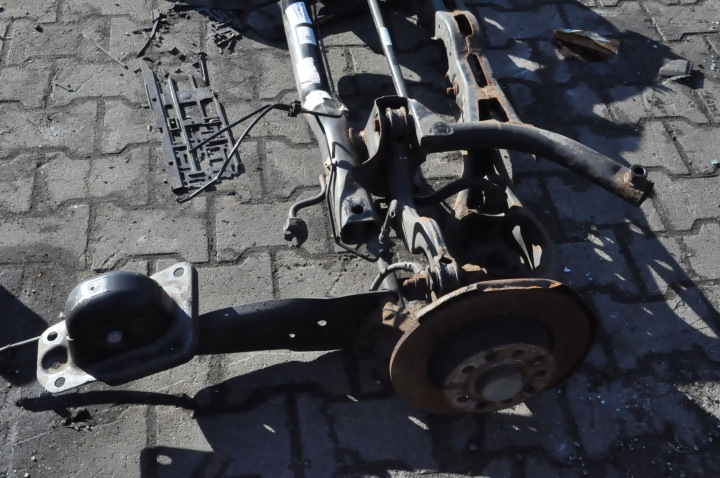 фото №7, Volkswagen golf vii підвішування балка зад 5q0505315g рестайлінг hb 5d