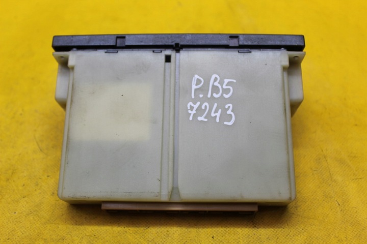 фото №8, Панель кондиционера a4 b5 passat b5 3b1907044a