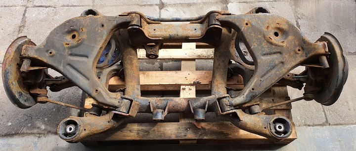 фото №8, Подвешивание задние балка ось зад range rover l322