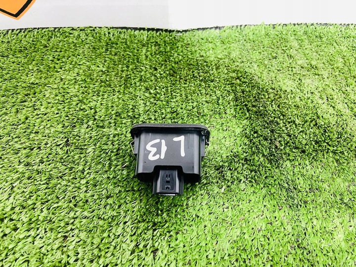 фото №3, Кнопка замикання багажника land rover discovery sport l550 cpla10e998ba