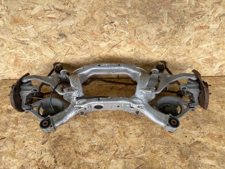 фото №11, Подрамник балка подвешивание зад тележка nissan 350z z33 3.5 v6
