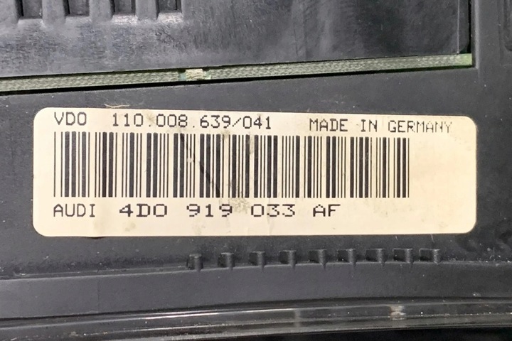 фото №12, Спідометр  audi a8 d2 4d2, 4d8 4d0919033af 4.2l бензин 250kw 1998
