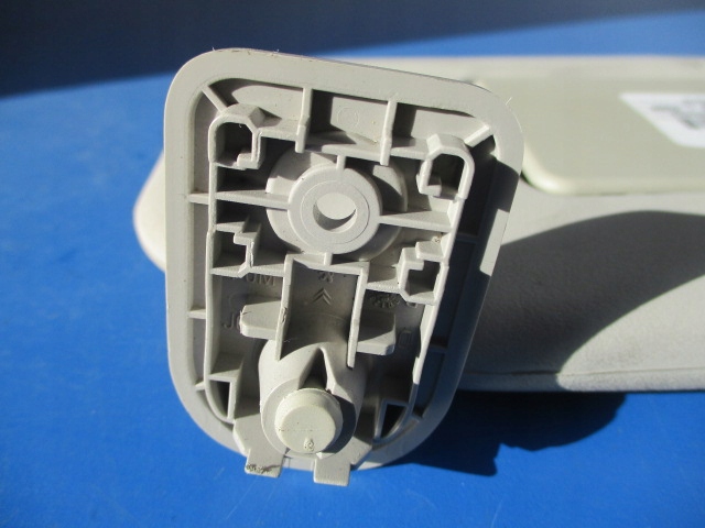 фото №5, Peugeot 207 защита солнцезащитная правая+ держатель