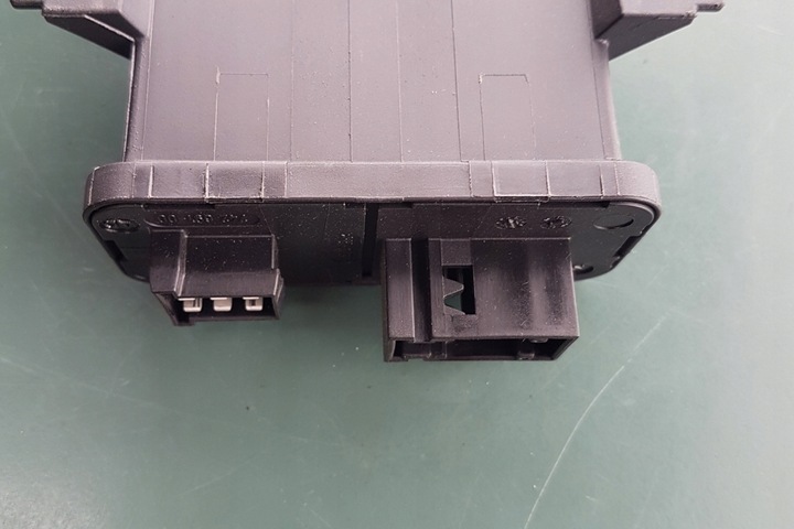 фото №3, Модуль света opel insignia a sedan g09 13350670 2010