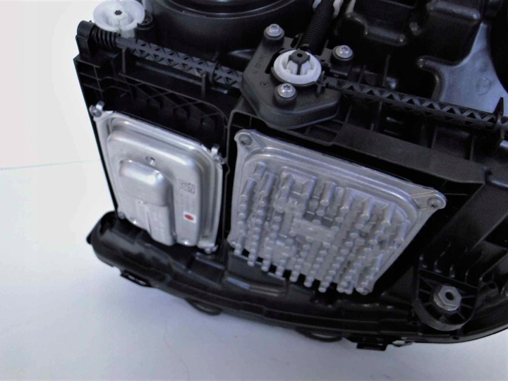 фото №13, Mercedes e w213 213 рестайлинг лампа multibeam led kpl