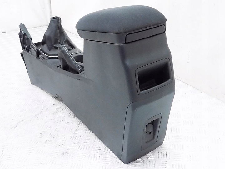 фото №10, Подлокотник туннель - toyota auris ii 15-18 eu