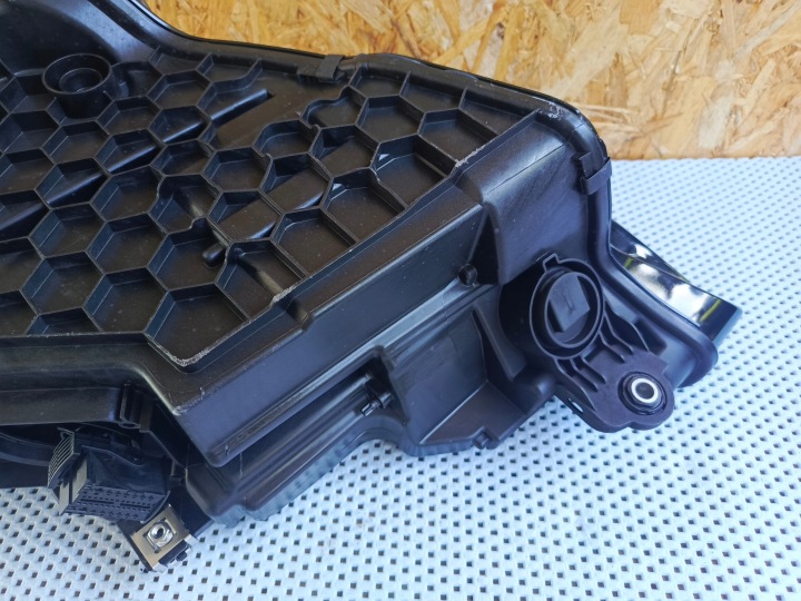 фото №10, Фара передня права audi e-tron повний led 4ke941040.d