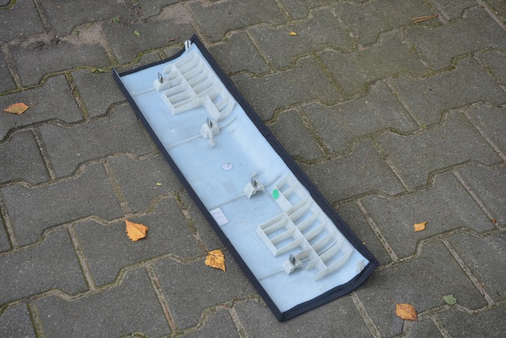 фото №11, Планка защита потолок audi tt 8j 8j8867839a