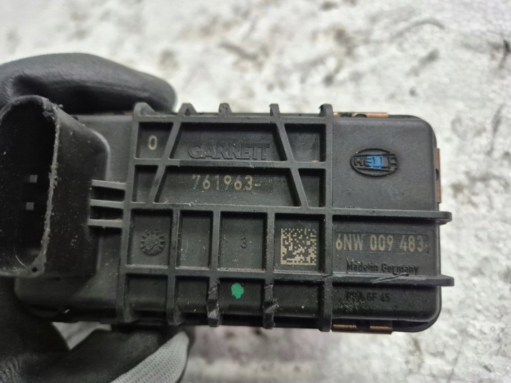 фото №5, Регулятор турбины 6nw009483 ford mondeo mk4 peugeot 2.2 tdci