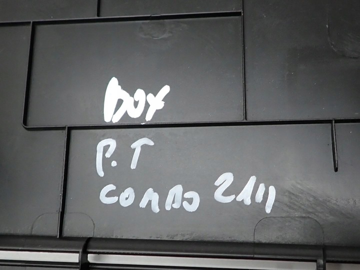 фото №12, Боковина оббивка багажника права 9822287177 opel combo e 21r