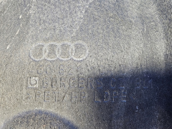 фото №9, Audi a6 c7 рестайлинг usa подкрылок правое перед передние правое 4g0821134d