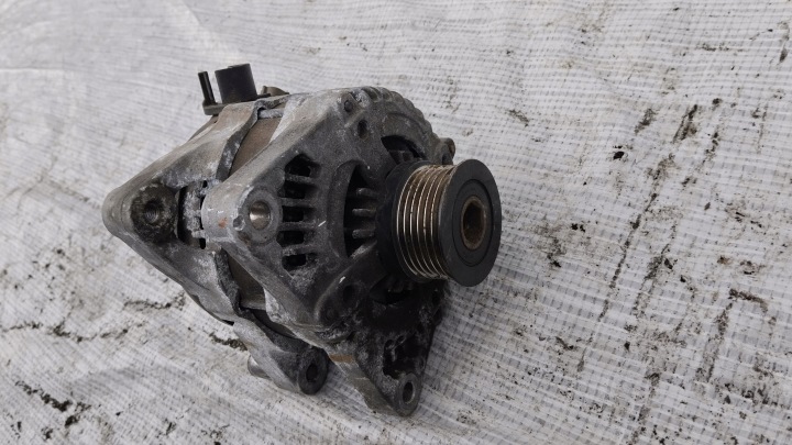 фото №11, Генератор ford peugeot citroen volvo 2.0 hdi 2.0 tdci 3m5t-10300-ye