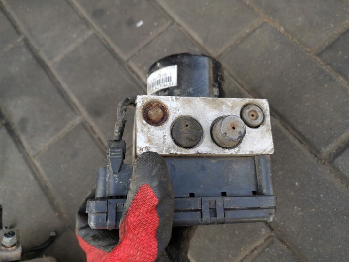 фото №5, Блок керування abs xl2t-2c219-ac xl24-2c346-ab ford explorer ii