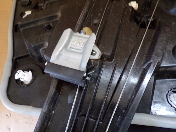 фото №8, Ford fiesta mk8 підйомник вікна лівий перед