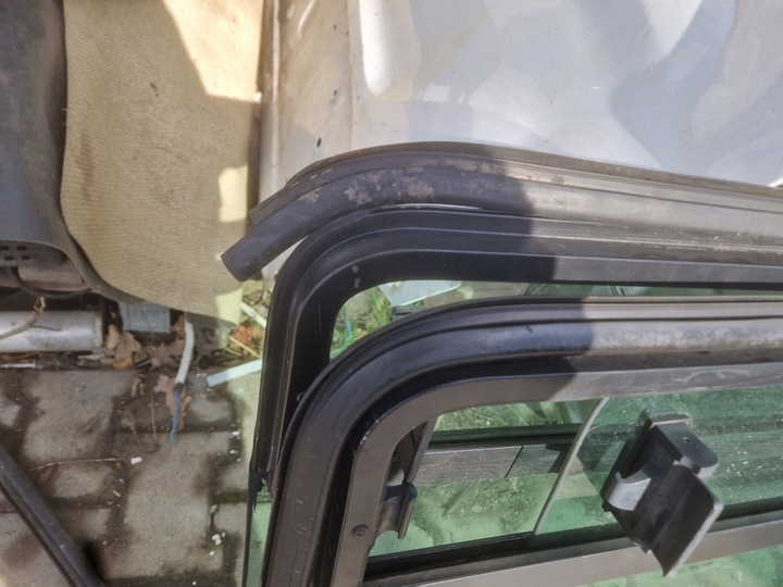 фото №11, Sprinter vw lt скло бокова 137/ 60 автобус 95-06 le