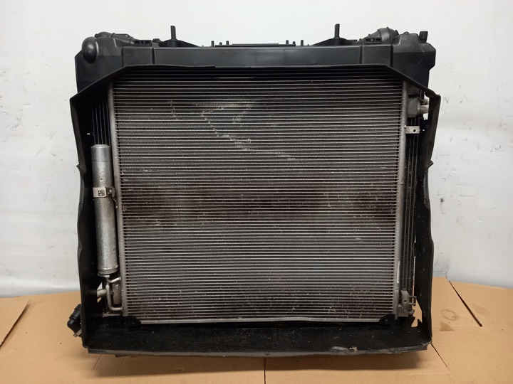 фото №8, Pas переднее балка комплект радиатор land rover discovery v l462 3.0d 2020-