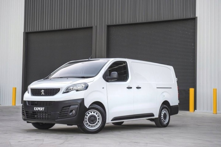 фото №16, Крыло передний левые перед citroen jumpy iii peugeot expert iii запчасть