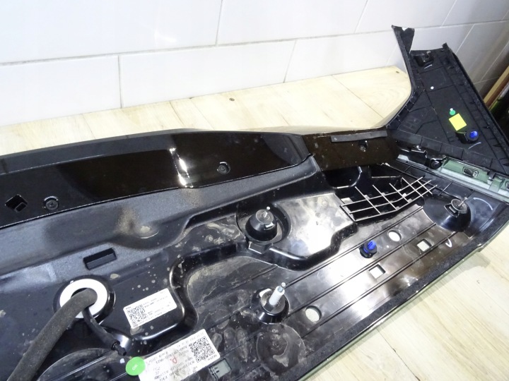 фото №15, Спойлер крышки kia sorento v 87220-r2000