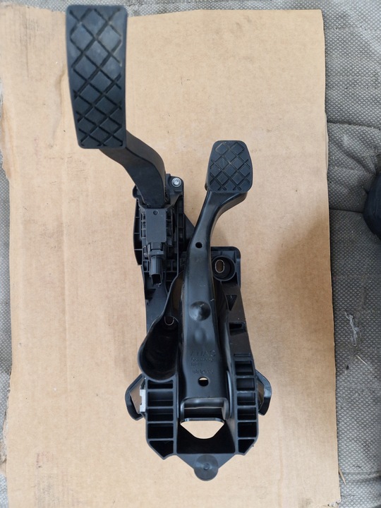 фото №1, Vw golf vii 7 комплект педалей gaz +chamulec