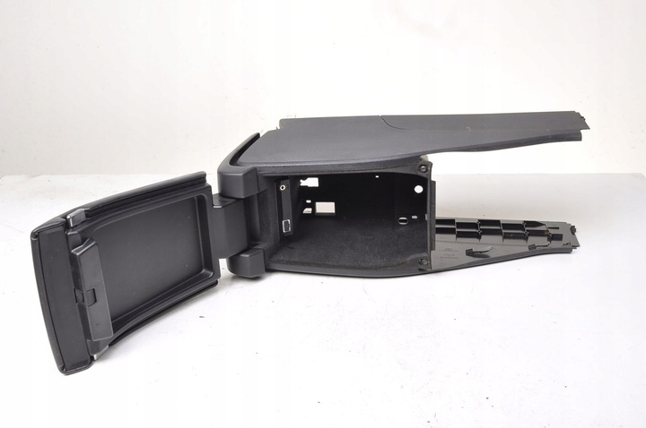 фото №7, Volvo v70 iii туннель средний подлокотник