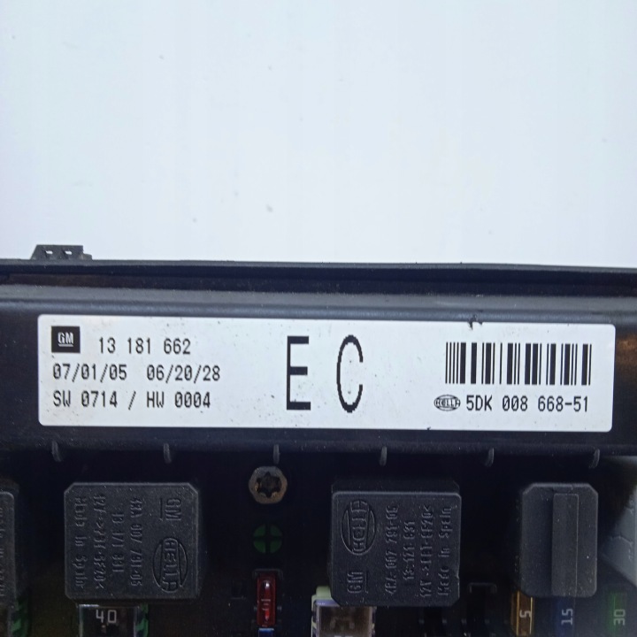 фото №7, Opel astra h iii 2.0 t блок запобіжників 13181662 5dk008668