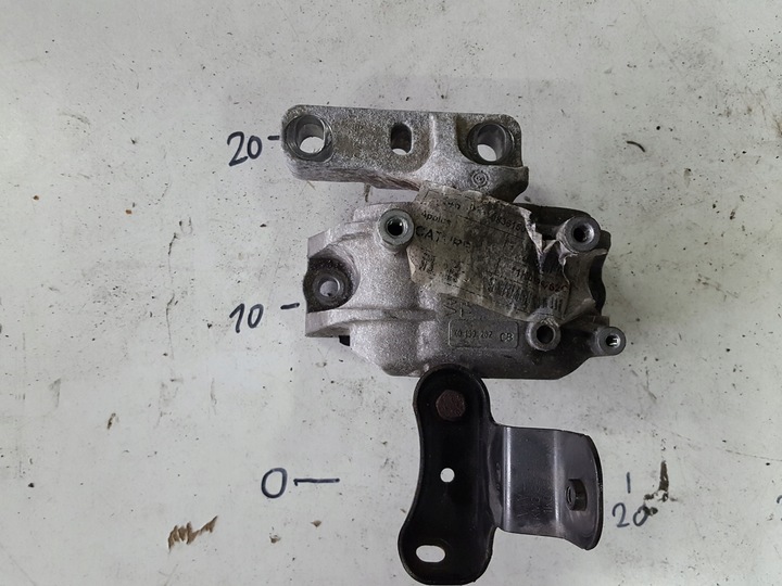 фото №1, Vw eos 06-10r 2.0 tdi cba лапи подушка двигатель