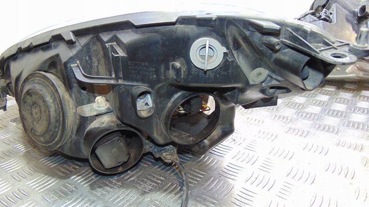 фото №6, Лампа правые левый перед citroen c4 picasso i 162982-00