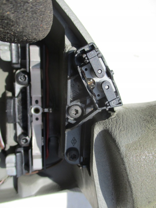 фото №8, Trafic ii vivaro руль 8200043066