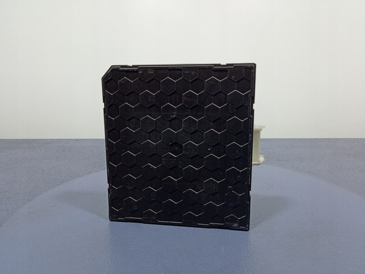 фото №4, Vw tiguan ii 16- модуль блок керування бортовою мережаю 5q0937087ba