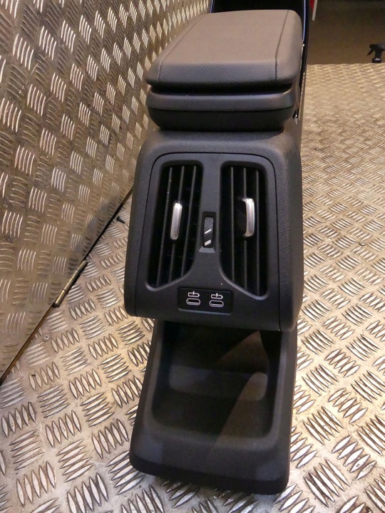 фото №14, Bmw 2 u06 обивка сиденья подогрев диван туннель обшивки arktur антрацит