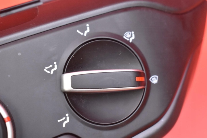 фото №15, Панель керування повітропровід клімат 97250-q0010 hyundai bayon 21-24