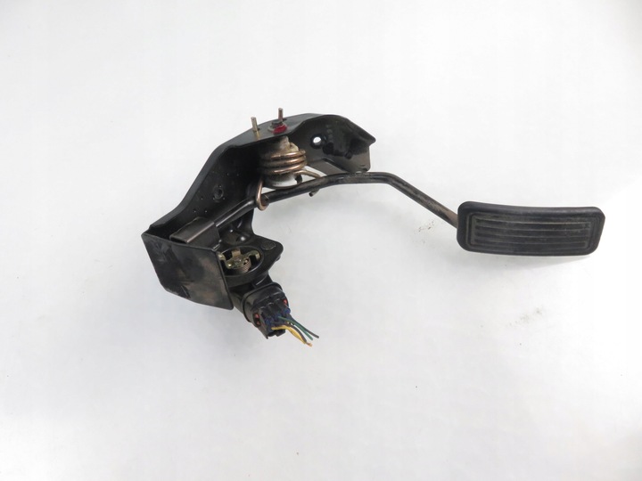 фото №6, Потенціометр газу toyota avensis ii t25 2.0 d-4d 8928152021 1983003041