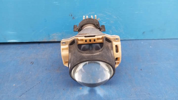 фото №9, Отражатель линза лампы правый перед ксенон 89211280 peugeot 3008 5008