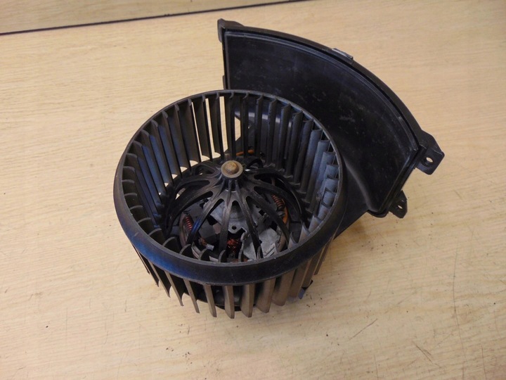 фото №7, Воздуходувка нагревателя vw transporter t5 европа