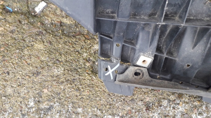 фото №14, Toyota auris ii плита бампера перед 52618-02040