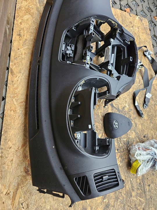 фото №7, Консоль панель роздавальна hyundai i30 09r. європа комплектна