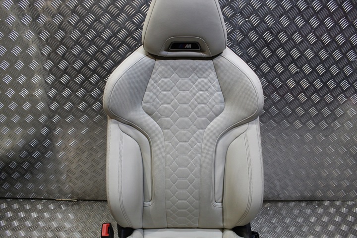 фото №11, Bmw x4m f98 g02 компетиція оббивка сидіння диван обшивки вентиляція