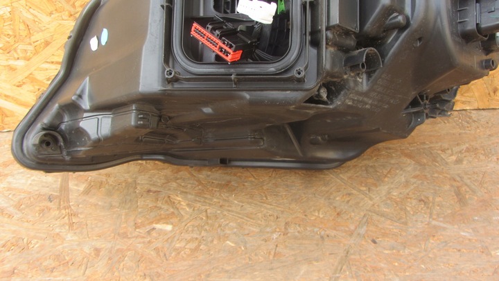 фото №8, Передня права лампа peugeot 308 t10 повний led 2021-