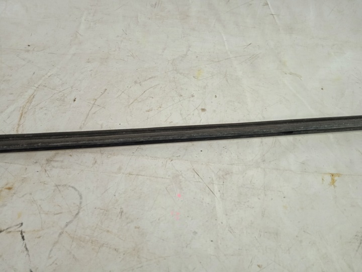 фото №8, Town country v 10- 20 планка хром левый зад usa